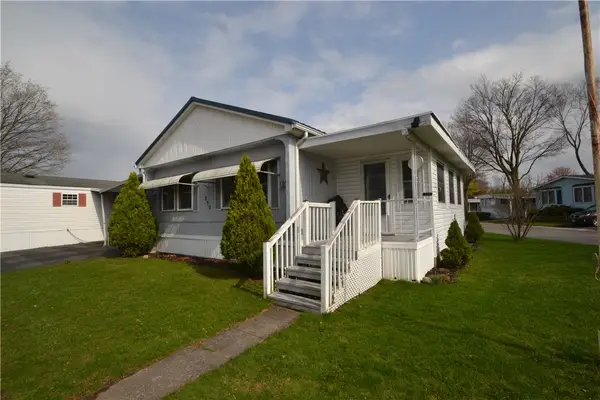 210 Oneida Way, Manchester, NY 14504