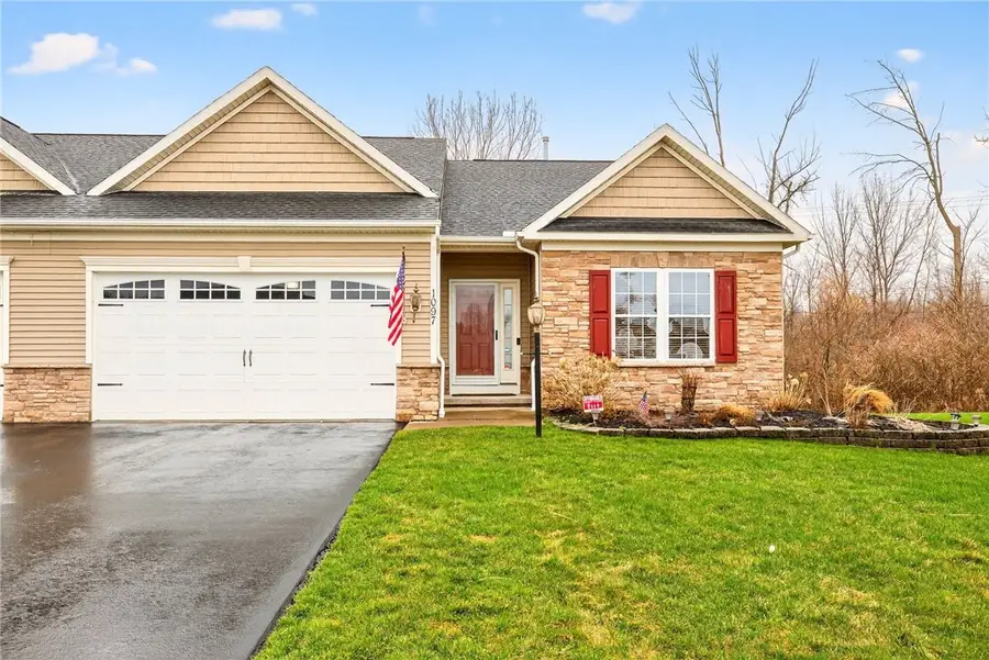 1097 Railway Crossing, Webster, NY 14580 - #2