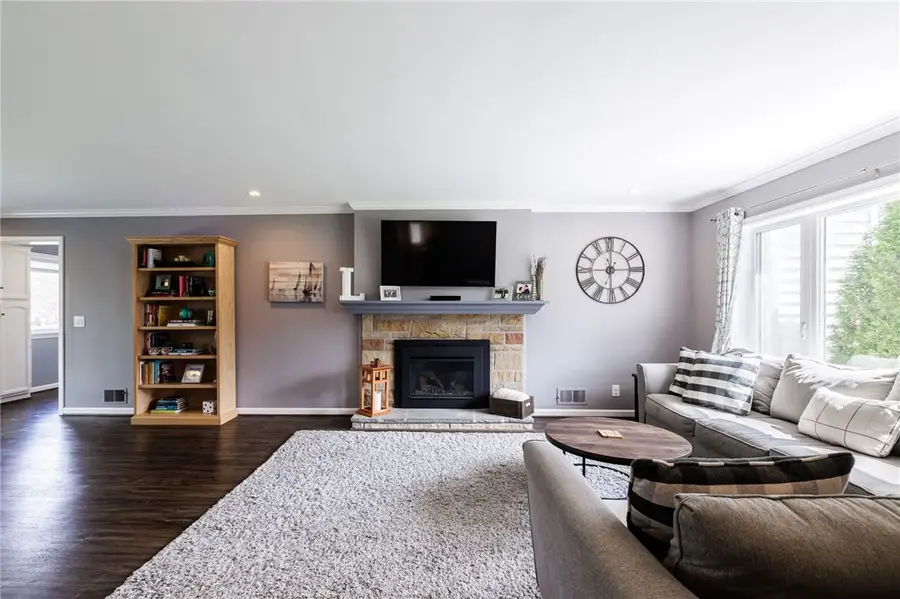 43 Lochnavar Parkway, Pittsford, NY 14534 - #3