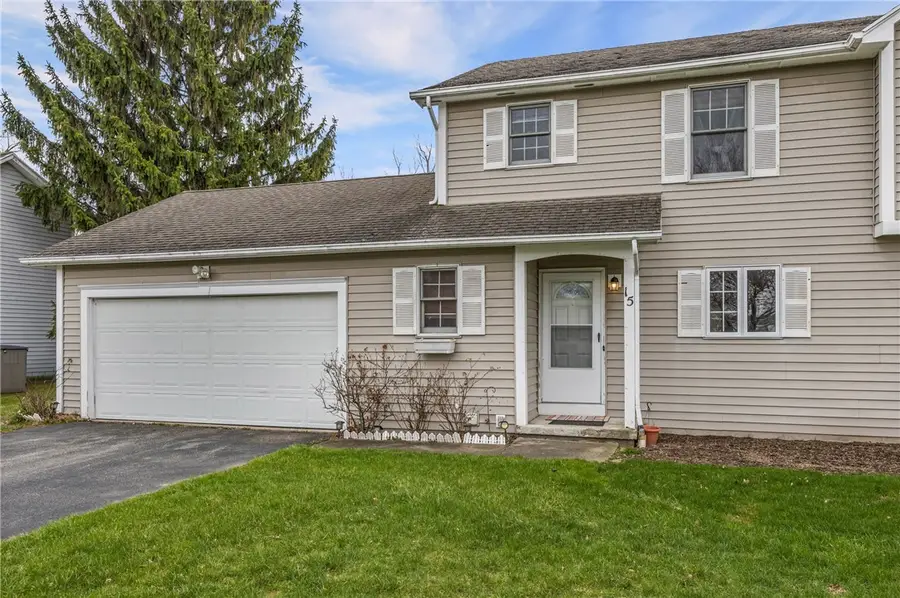 15 Hampton Lane, Fairport, NY 14450 - #3