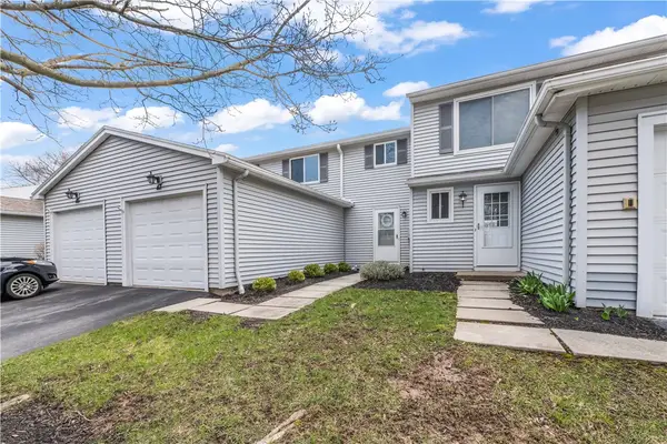 47 Bucklebury Hill, Fairport, NY 14450