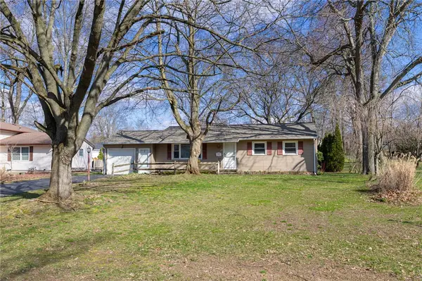 19 Berna Lane, Rochester, NY 14624