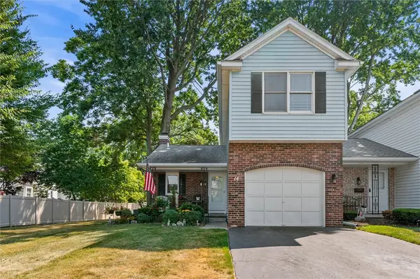 14 Flower Dale Drive, Rochester, NY 14626