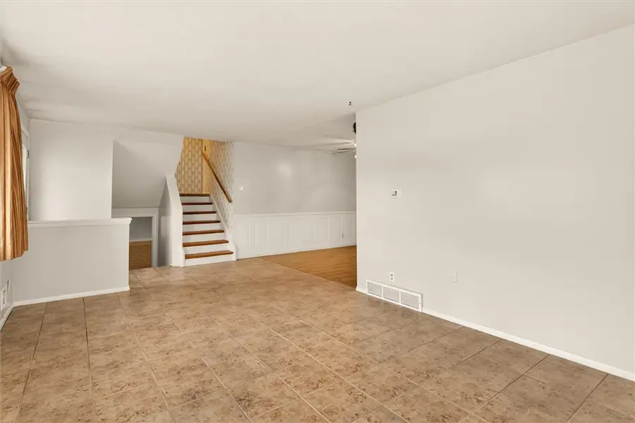 110 Colonnade Drive, Rochester, NY 14623 - #3