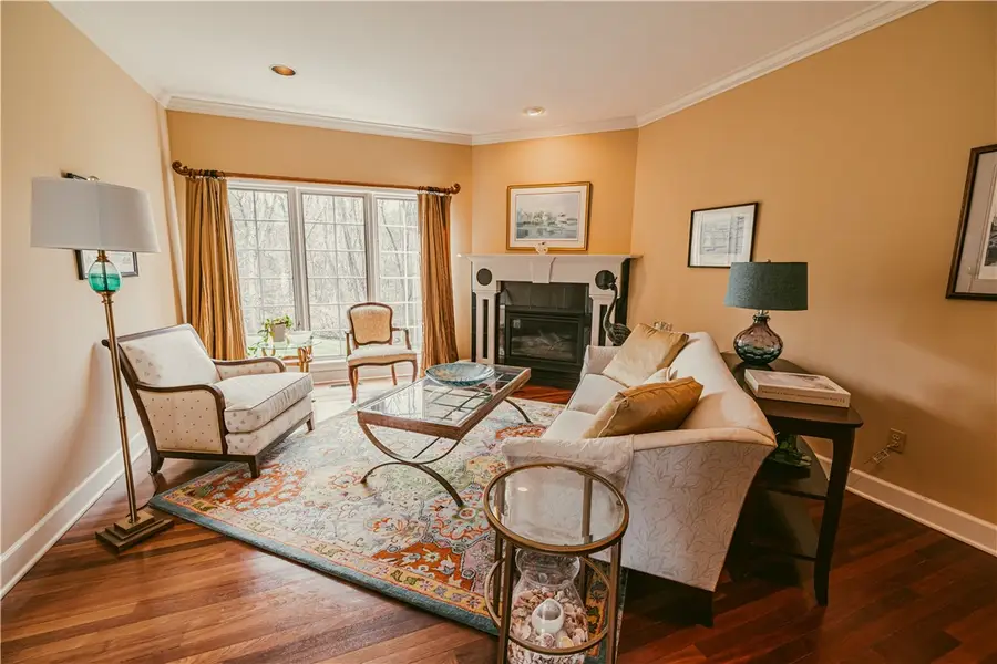 27 Fall Meadow Drive, Pittsford, NY 14534 - #3