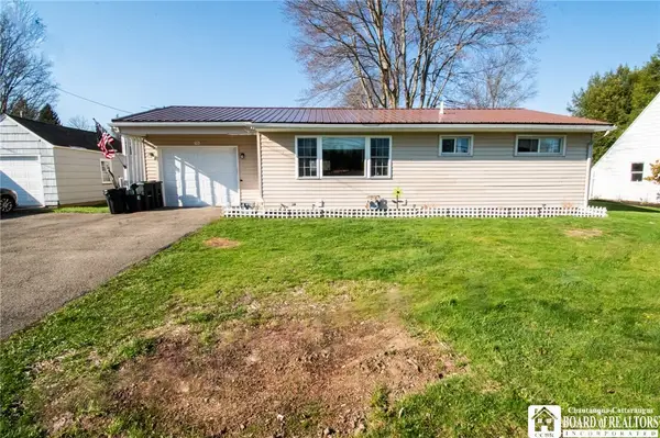 93 E Summit Avenue, Lakewood, NY 14750