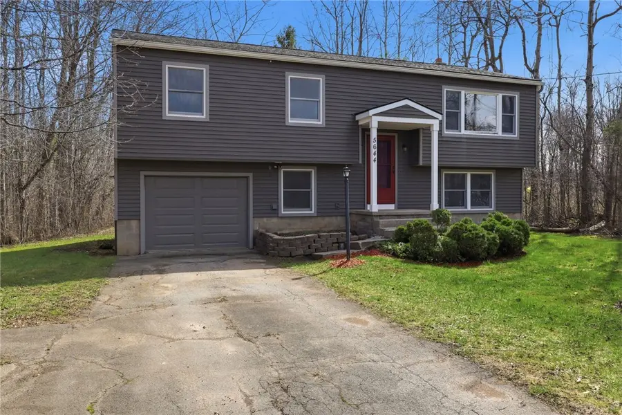 5644 Van Cruyningham Road, Williamson, NY 14589 - #2