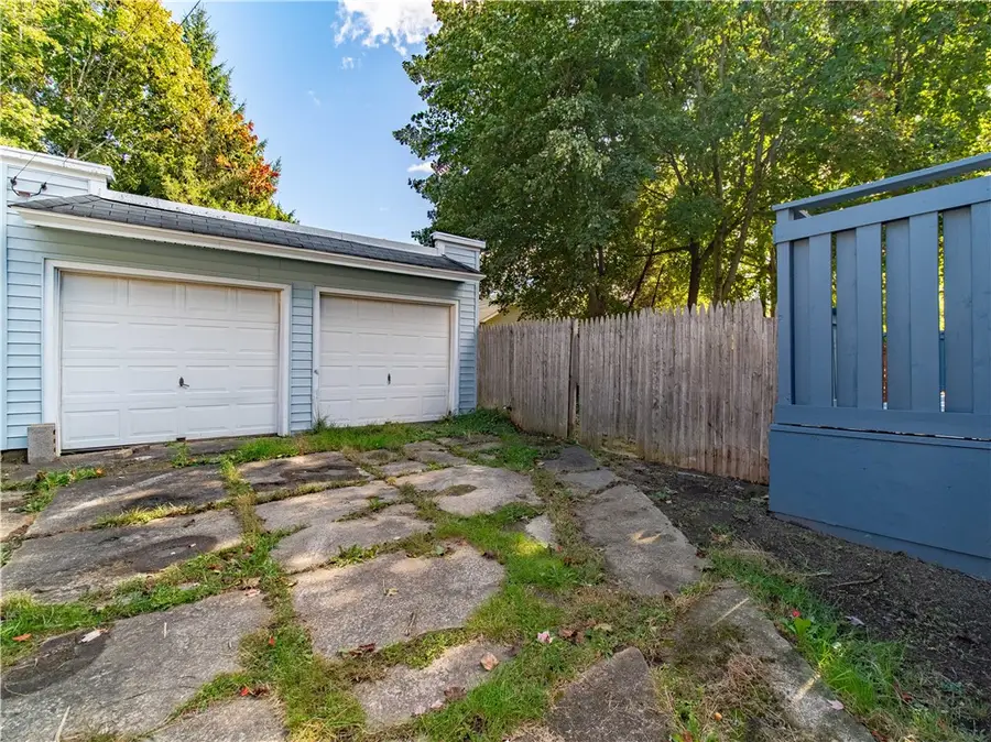 42 Chapman St, Jamestown, NY 14701 - #3