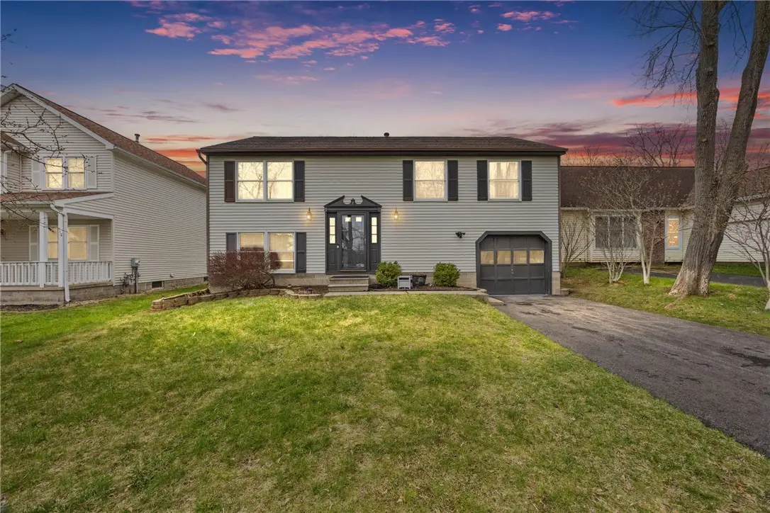 7 Shadbush, West Henrietta, NY 14586 - #1