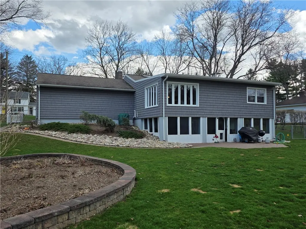 7 Locust Street, Bath, NY 14810 - #1