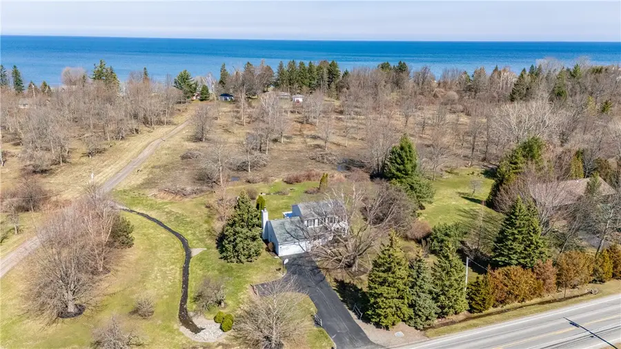 4637 Lake Road, Williamson, NY 14589 - #2