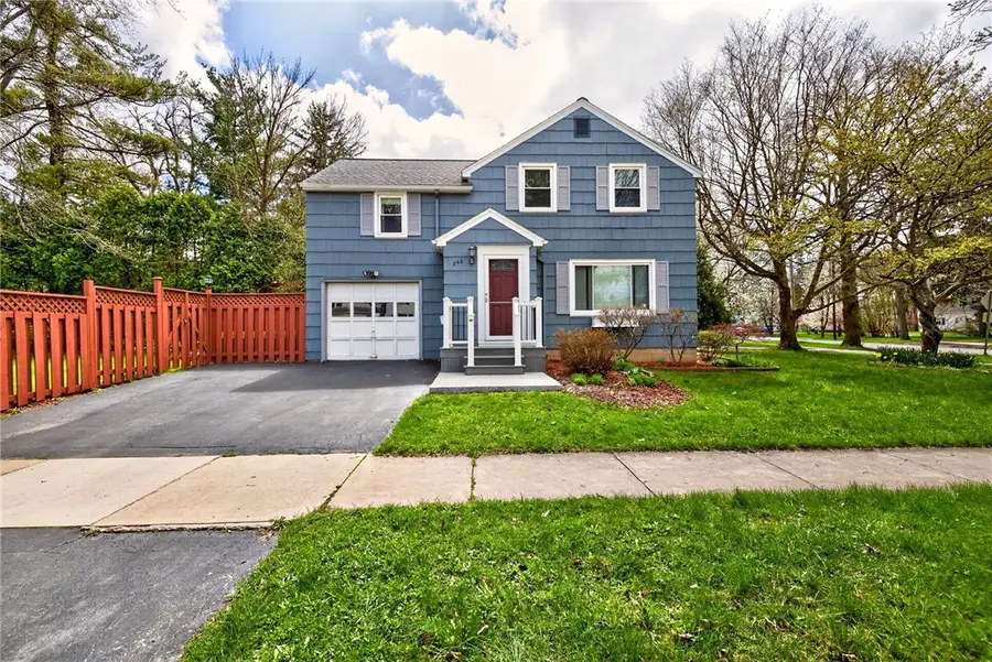 296 Castleman Road, Rochester, NY 14620 - #2