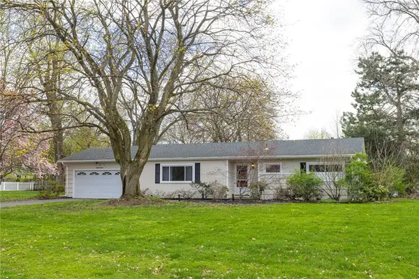 17 Butternut Drive, Pittsford, NY 14534