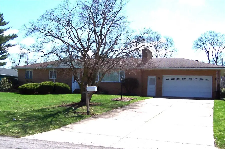 4 Meadowbrook Drive, Albion, NY 14411 - #3