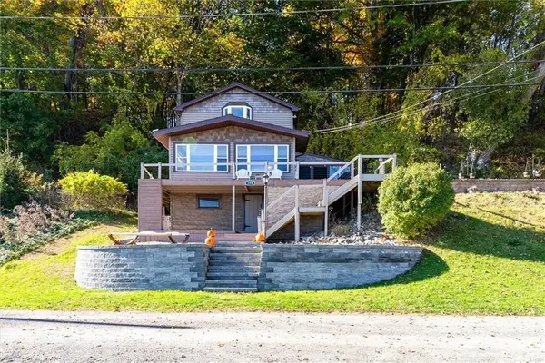 266 Bay Front Ln S, Rochester, NY 14609