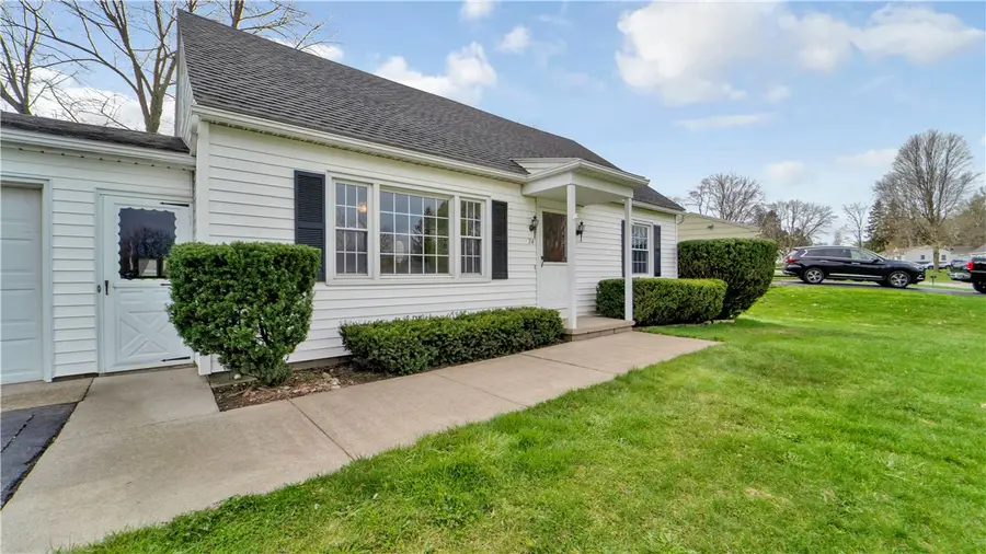 24 Masthead Way, Rochester, NY 14622 - #2