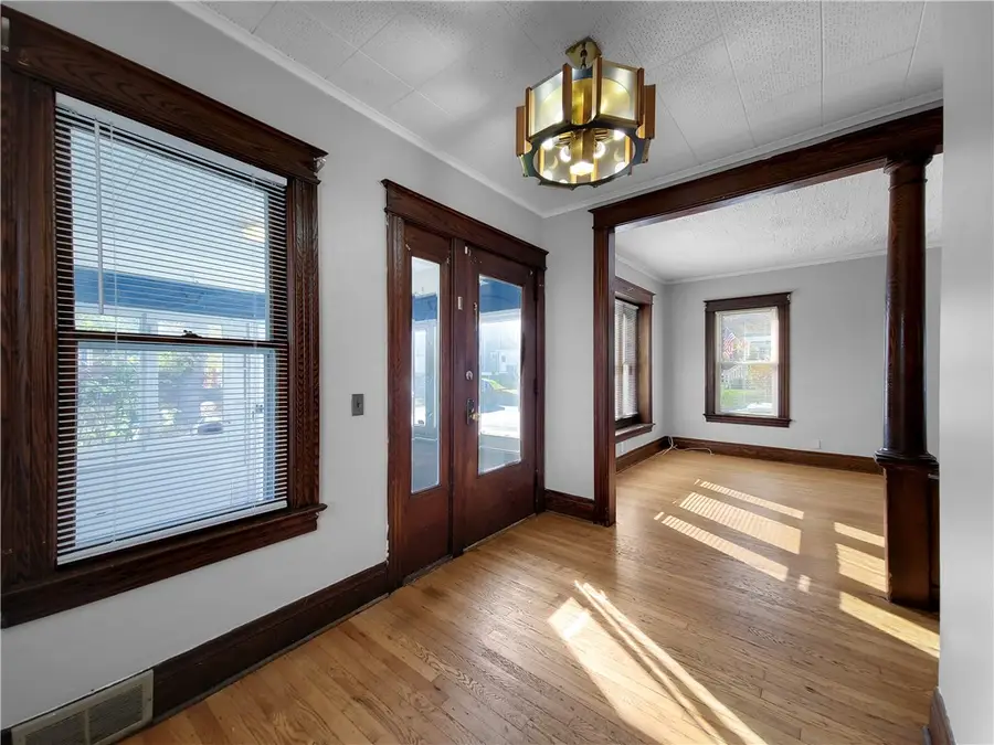 546 Magee Avenue, Rochester, NY 14613 - #2