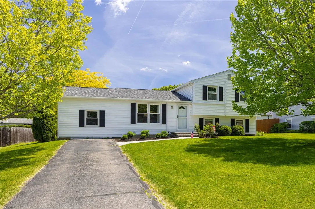 1739 Birchwood Drive, Farmington, NY 14425 - #1