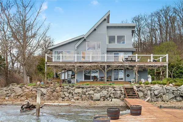 10679 E Lake Road, Hammondsport, NY 14840