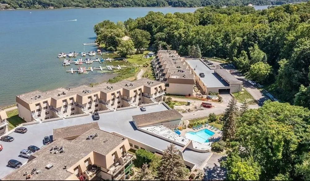 181 Bay Village Drive, Rochester, NY 14609 - #1