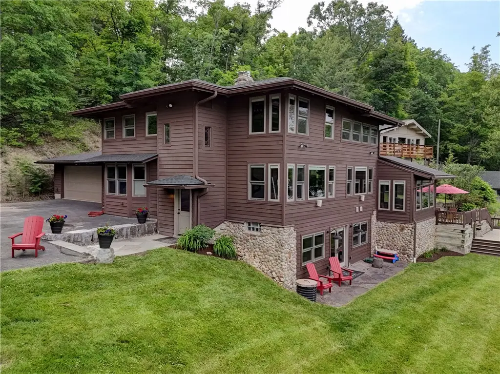 Address Withheld By Seller, Canandaigua, NY 14424 - #1