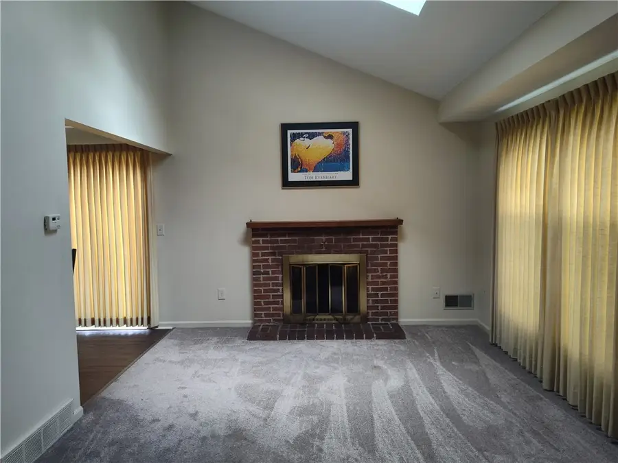 57 Old Stone Lane, Rochester, NY 14615 - #2