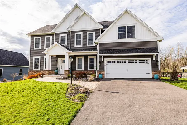 7158 Piper Meadow Drive, Victor, NY 14564