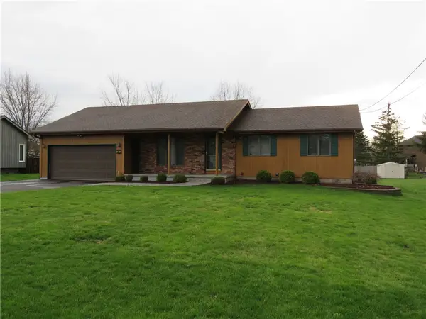 252 Golden Rd, Rochester, NY 14624