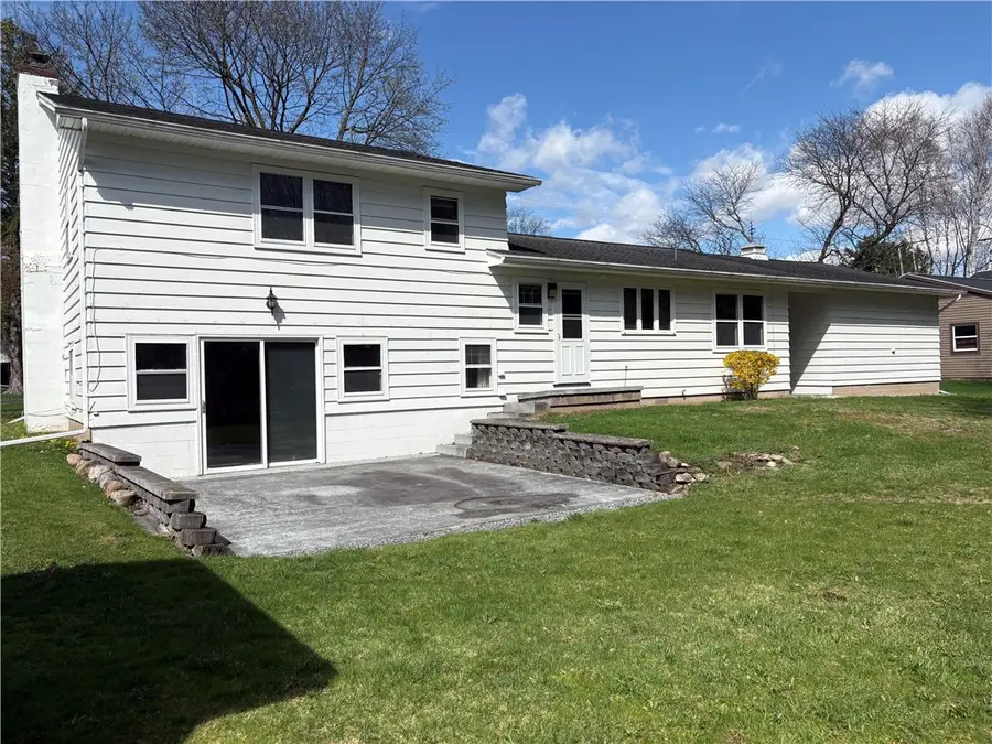 114 Norris Dr, Waterloo, NY 13165 - #3