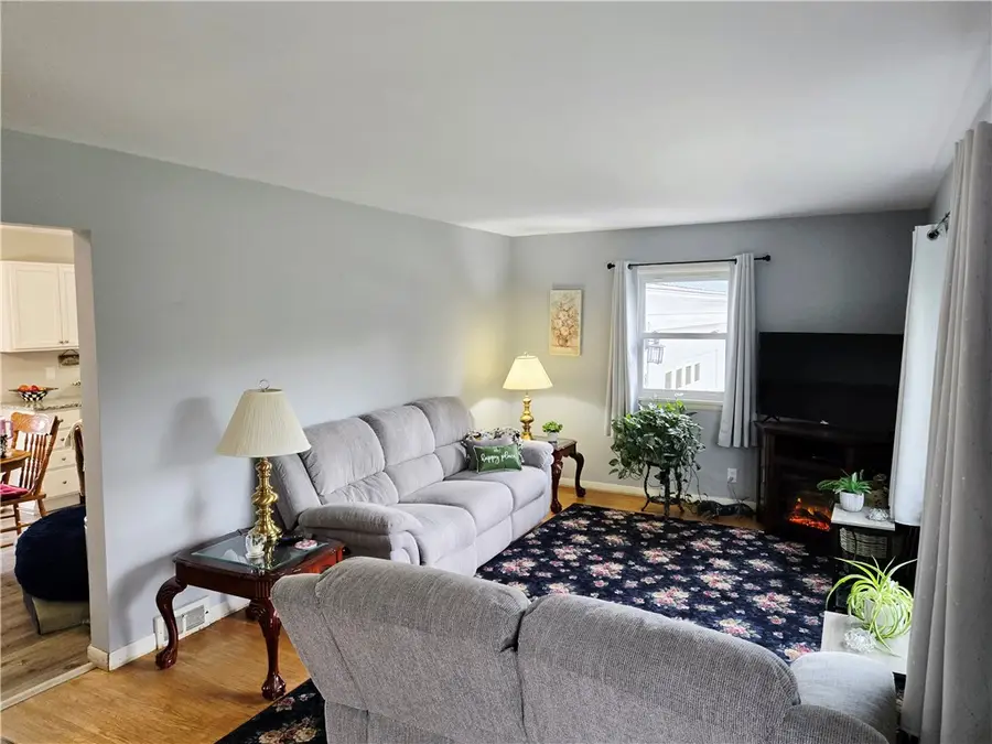 38 Shadmore Drive, Rochester, NY 14626 - #3