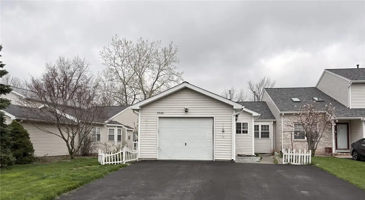 5740 Running Brook Road, Farmington, NY 14425 - #1