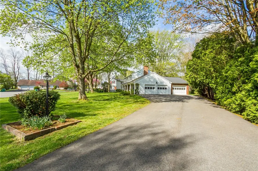 214 Huckleberry Road, Farmington, NY 14425 - #2
