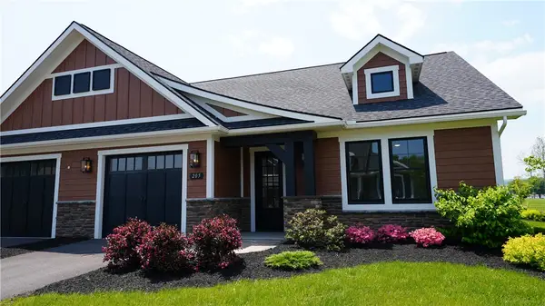 205 Charles Herrmann Way #205, Penn Yan, NY 14527