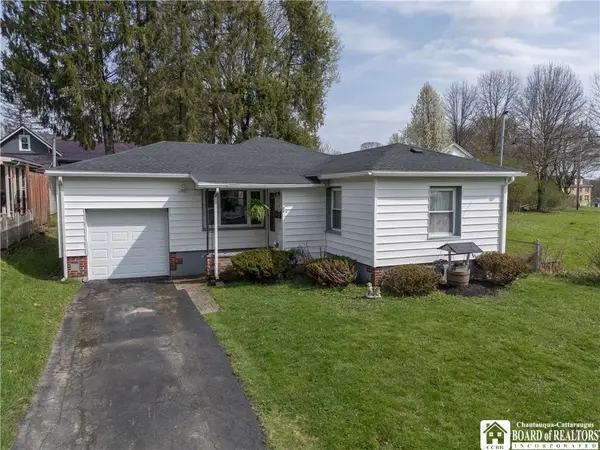 12 Waldemeere Avenue, Falconer, NY 14733