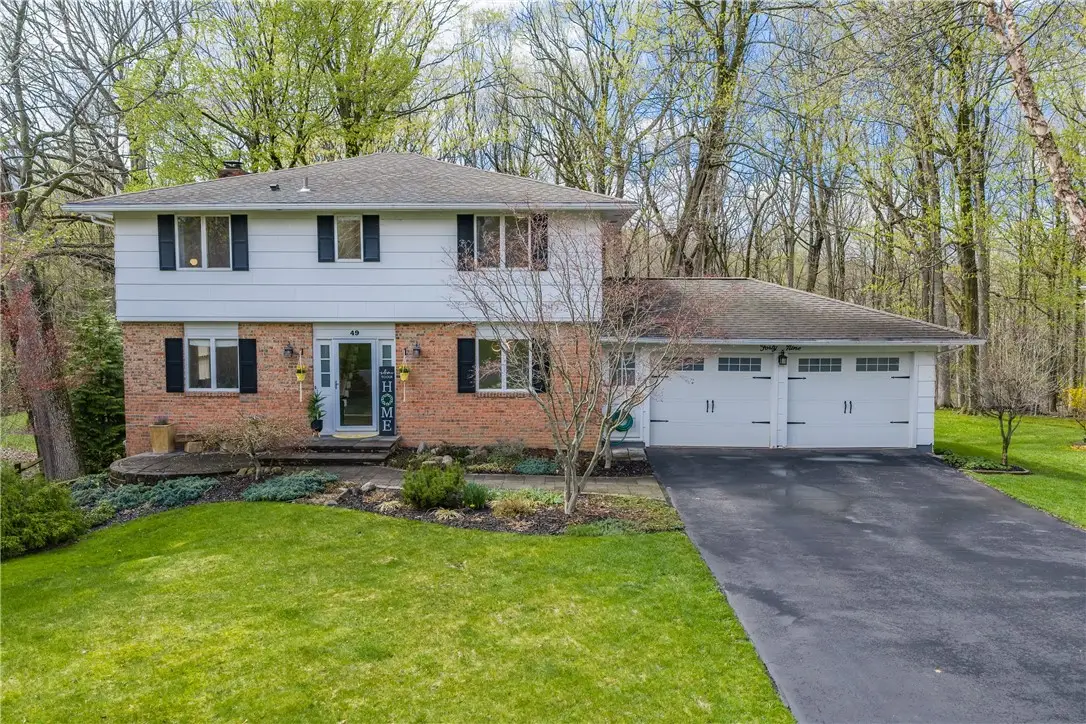 49 Wincanton Drive, Fairport, NY 14450 - #1
