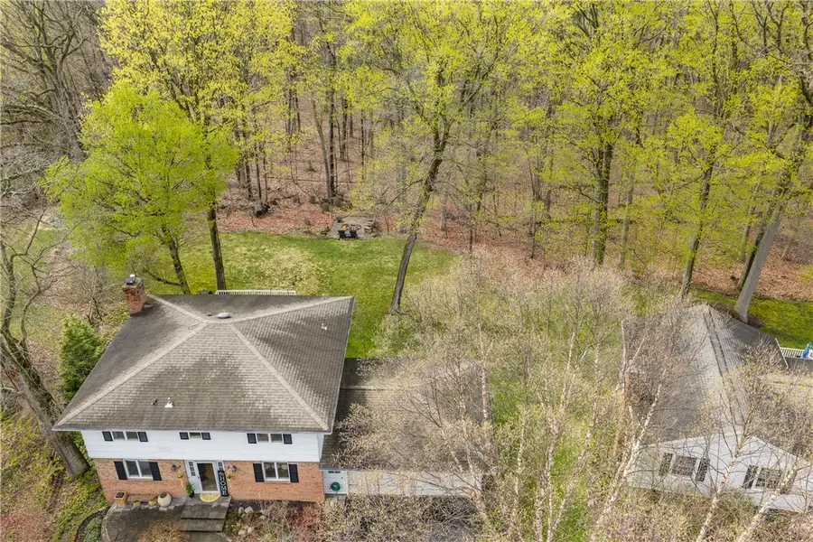 49 Wincanton Drive, Fairport, NY 14450 - #3