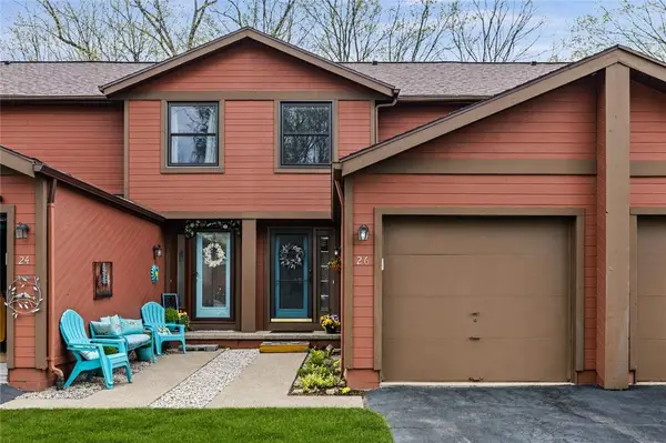 26 Broxbourne Drive, Fairport, NY 14450