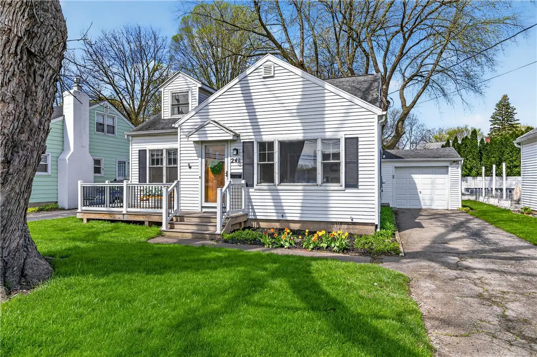 241 W Ivy Street, East Rochester, NY 14445 - #1