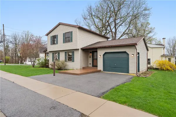 22 High St Street, Livonia, NY 14487