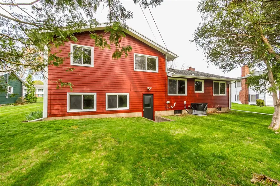 52 Marble Dr, Rochester, NY 14615 - #3