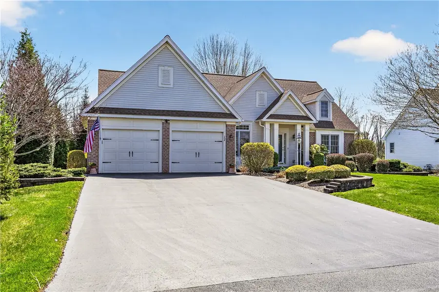 17 Sanibel Dr Drive, Fairport, NY 14450 - #2