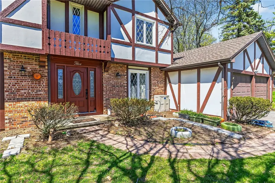 5 Chesham Way, Fairport, NY 14450 - #2