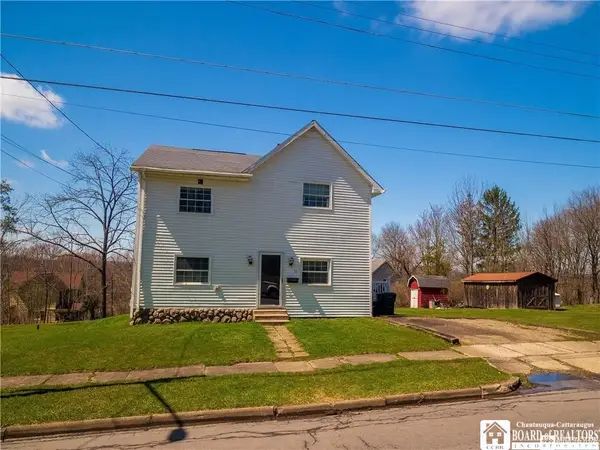 11 Maltby Street, Jamestown, NY 14701