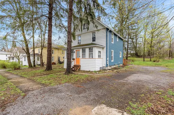 68 Garrow Street, Auburn, NY 13021