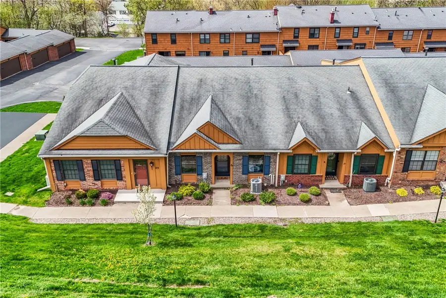 27 Huxley Way, Fairport, NY 14450 - #2