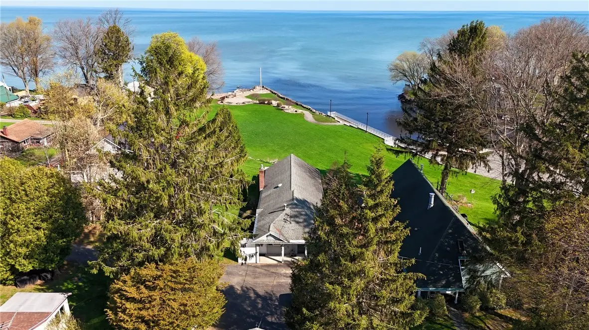 2187 Lake Road, Ontario, NY 14519 - #1