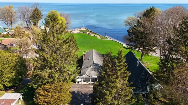 2187 Lake Road, Ontario, NY 14519