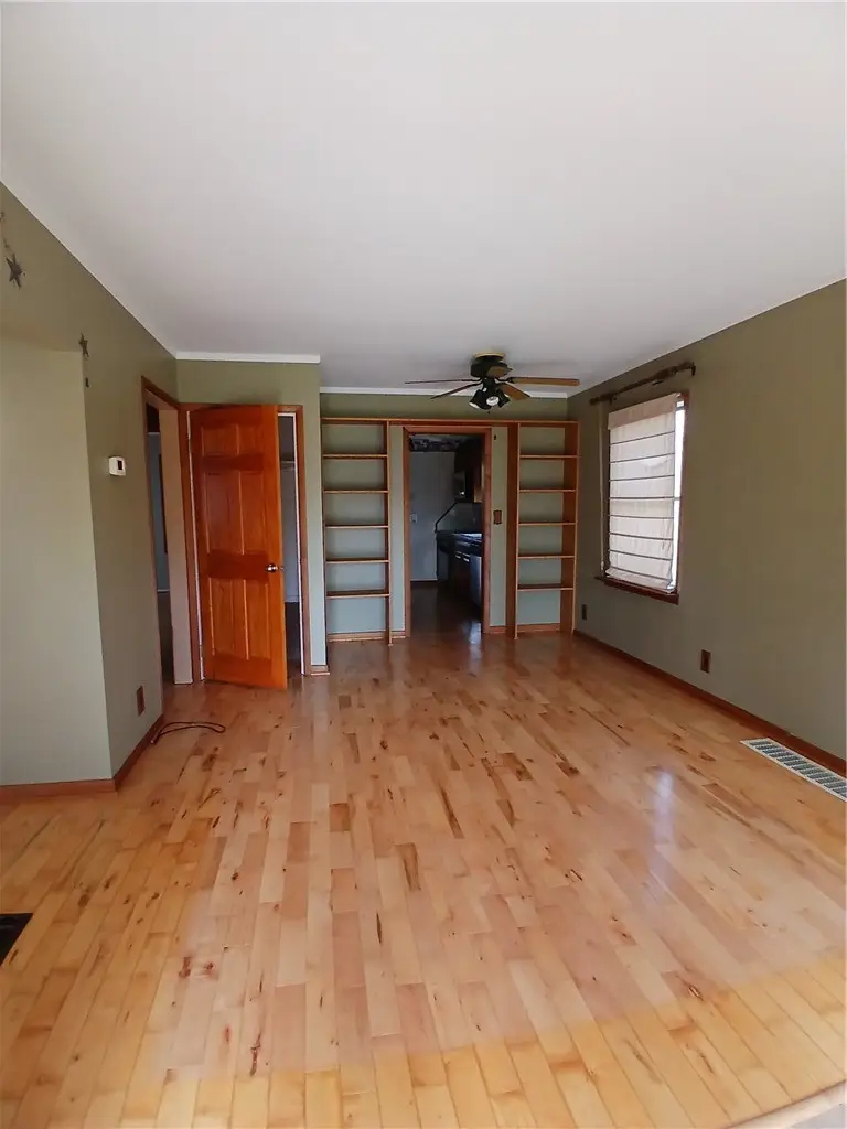 3 Bower Pl, Corning, NY 14830 - #2