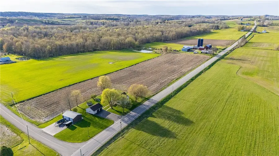 2115 Minsteed Rd, Newark, NY 14513 - #2