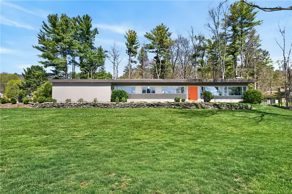 2820 Pinewood Circle, Corning, NY 14830